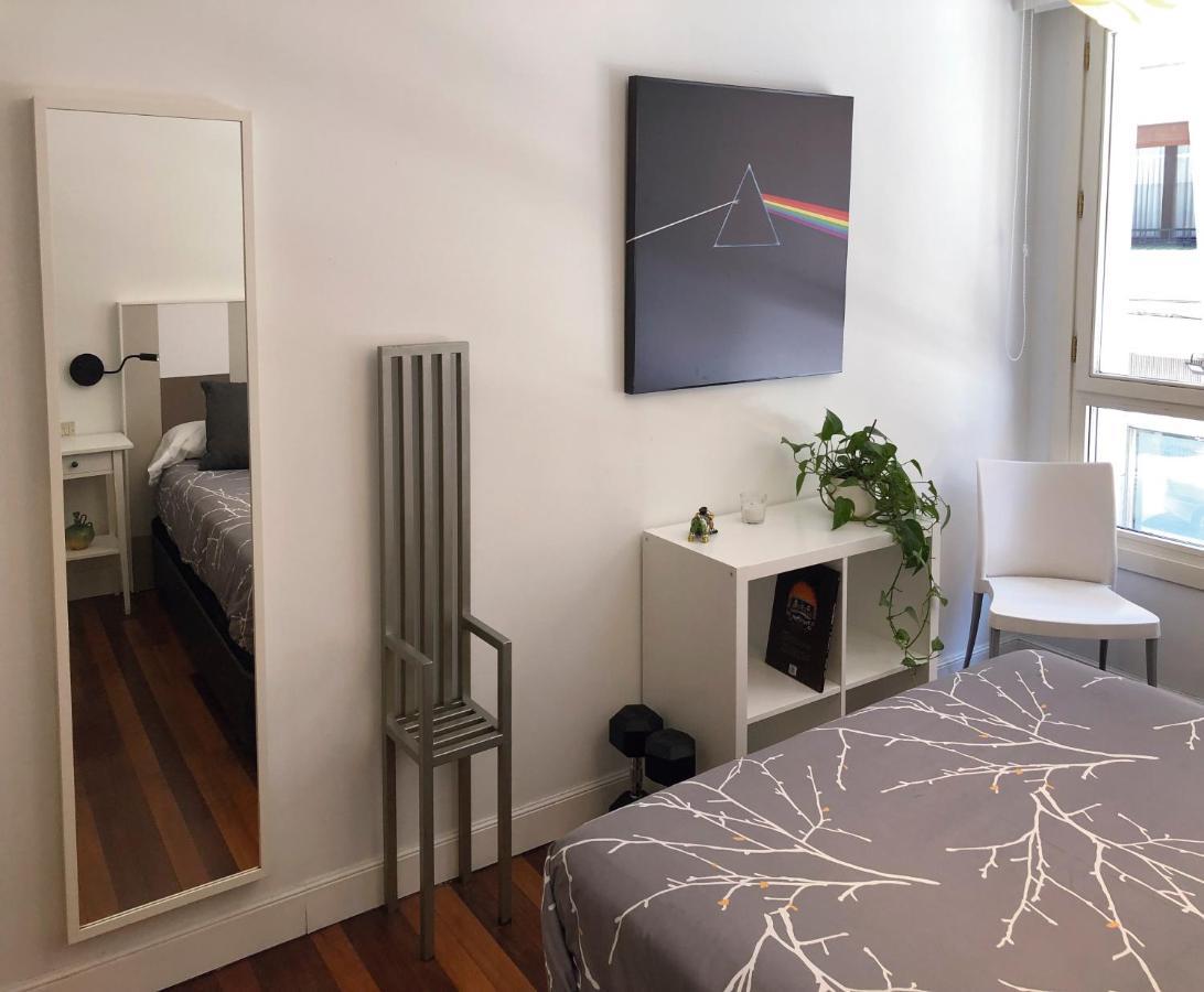 Apartamento Frente Al Guggenheim. Urbanizacion De Lujo En El Centro بلباو المظهر الخارجي الصورة